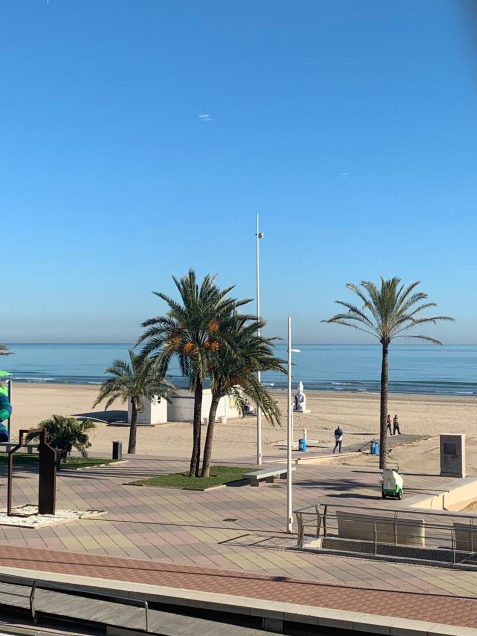Beach I Gandia Luaran gambar