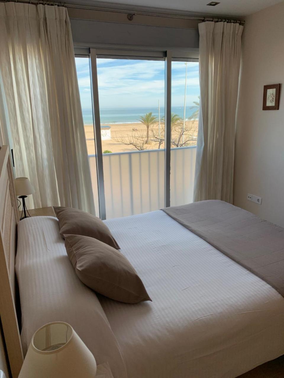 Beach I Gandia Luaran gambar